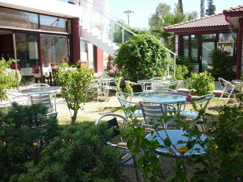 Carna Garden Hotel 시데 외부 사진